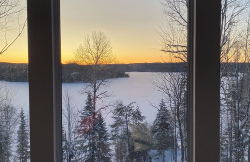 La Minerve House | Luxurious Panoramic View Beach Lake SPA Gaming