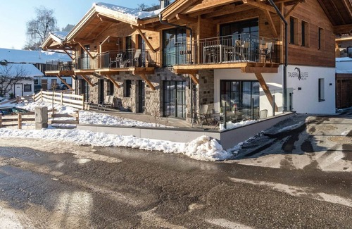 Walchen Apartment | Luxurious penthouse with sauna in Piesendorf / Salzburgerland