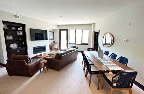 Windham Condo | Luxurious Penthouse with Full Mountain Views