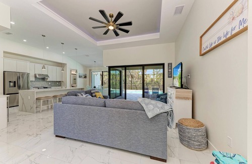 Florida Gulf Coast House | Luxurious Pool & Spa Home W/Private Beach Access