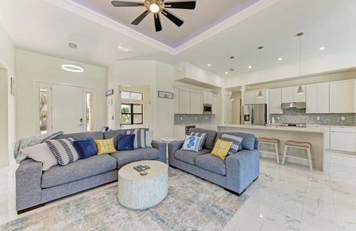 Florida Gulf Coast House | Luxurious Pool & Spa Home W/Private Beach Access