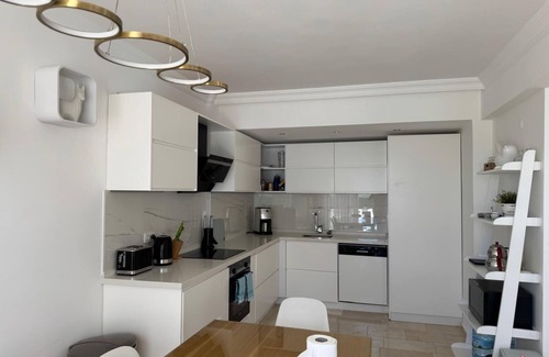 Oludeniz Villa | Luxurious Private 4 Bedroom Villa, all en-suite 5 minutes to Oludeniz Beach