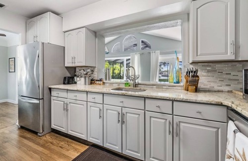 Snell Isle House | Luxurious Private Deep Waterfront 4/2.5 home!