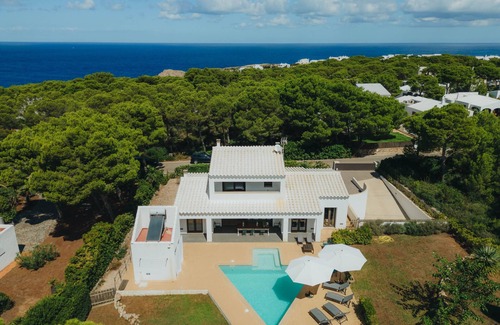Ciutadella de Menorca Villa | Luxurious, quiet surroundings, the beach at 10 min walk