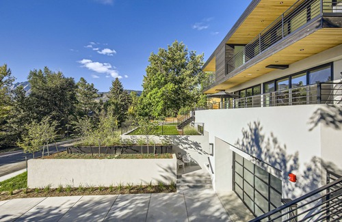 Whittier Apartment | Luxurious Rental with Ideal Downtown Proximity - Stroll to Pearl Street and CU.