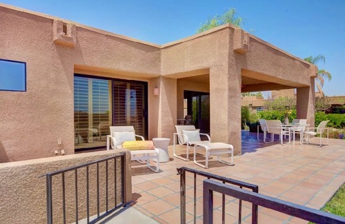 Palm Desert Condo | Luxurious Resort Property with Stunning Views in Ironwood Country Club