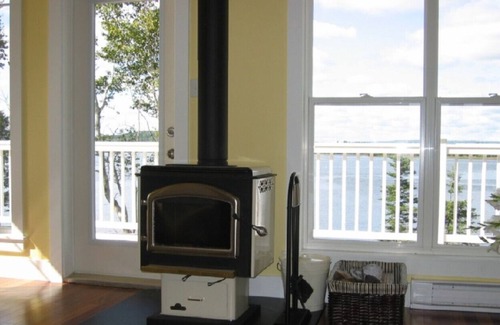 Pomquet House | Luxurious retreat nestled on the shores of Southside Harbour