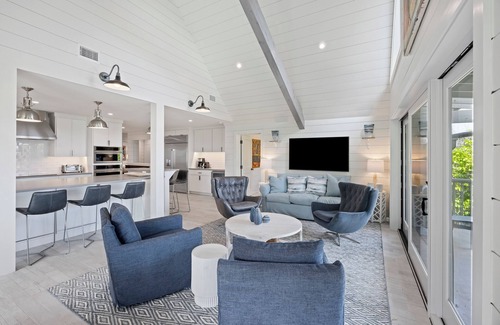 West Beach Village Condo | Luxurious Seascape Villa in West Beach! Beachside, Ocean Views- Kiawah Island