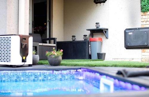 Ekurhuleni Apartment | Luxurious Self-Catering Apartment in Benoni with Private Entrance
