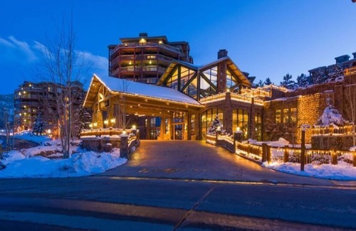 Park City Villa | Luxurious Slopeside Villa At The Canyons