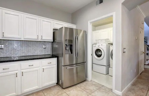 Elk Grove House | Luxurious spa-like oasis with pool, 4bdr/3br
