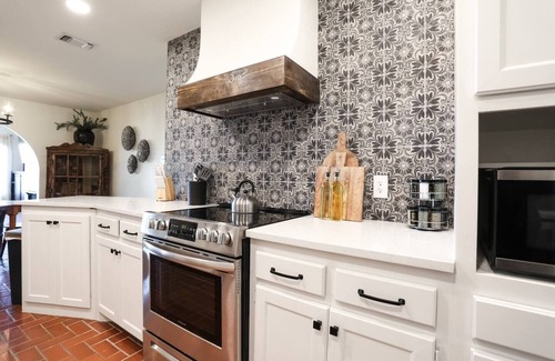 Ransom Canyon House | Luxurious Spanish Renaissance in Ransom Canyon 4/3