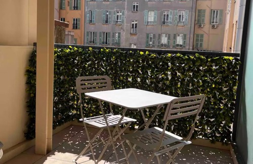 Lepante Quarter Apartment | Luxurious Studio w/separate sleeping area