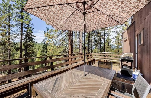 Montgomery Estates House | Luxurious Tahoe Retreat w/Sauna & Games