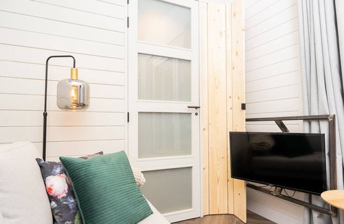 Oudesluis House | Luxurious Tiny House with terrace and great view (30min from Adam!)