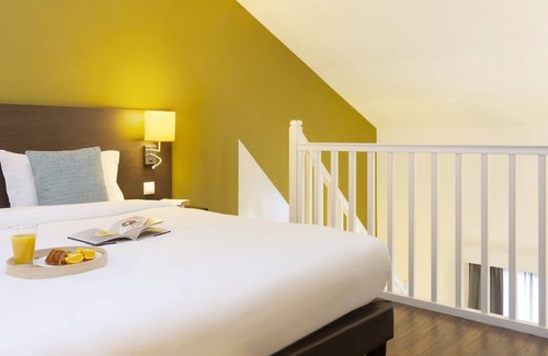 Lyon City Centre Apartment | Luxurious Urban Retreat in the Heart of Lyon