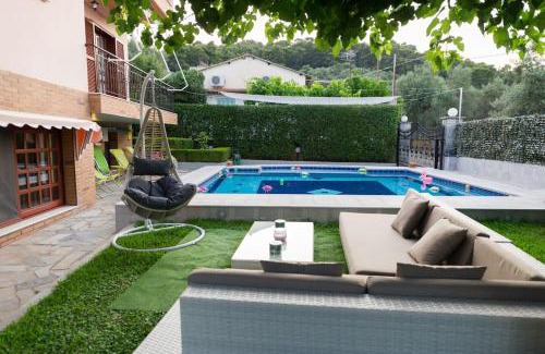 Lampiri Villa | Luxurious Villa Anastasia