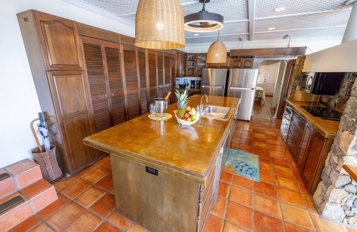 Mafolie Villa | Luxurious Villa-Gated Community-Harbor Views-Pool