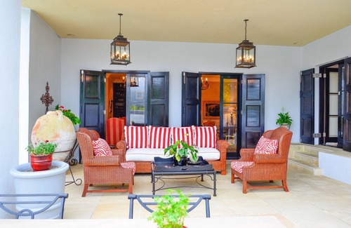 Franschhoek Villa | Luxurious Villa in the heart of Franschhoek