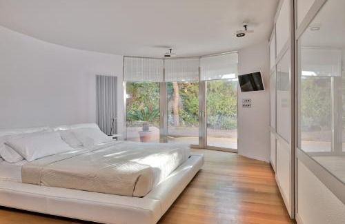 Saronikos Villa | Luxurious Villa Philoxenia