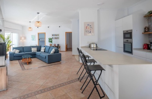 Salobrena Villa | Luxurious villa with Jacussi