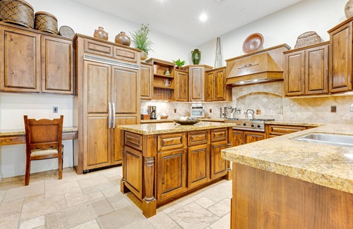 The Rocks Villa | Luxurious villa with resort amenities, private plunge pool & mountain view
