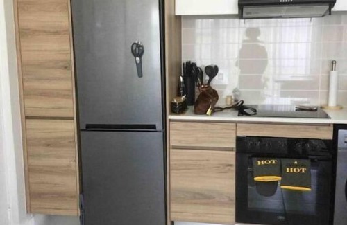 Greater Johannesburg Metropolitan Area Condo | Luxurious Waterfall 1 bedroom Condo