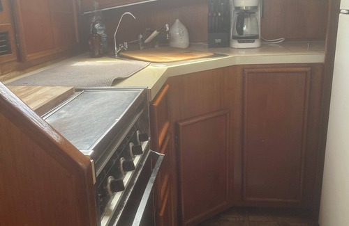 Beaufort Boat Rental | Luxurious yacht with 2 bedrooms and AC, WiFi in beautiful Beaufort