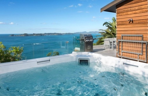 Russell Villa | Luxuriously appointed 5 star holiday home