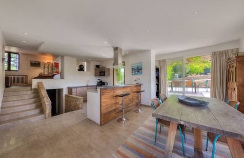 Salernes House | Luxuriously renovated Provencal farmhouse