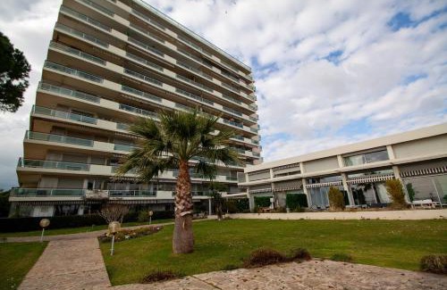 Cannes La Bocca Apartment | Luxury 1 Bed Apt Seafront Escape in Cannes