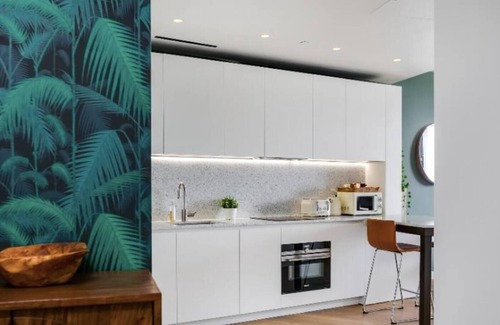 Shepherd's Bush Apartment | Luxury 1-Bed in Soho House Building w/Pool & Gym