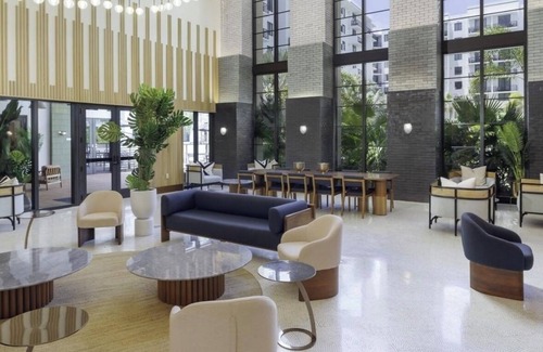 North Miami Apartment | Luxury 1-bedroom condo with amazing views.