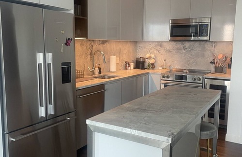 North End Apartment | Luxury 1 bedroom downtown appartment