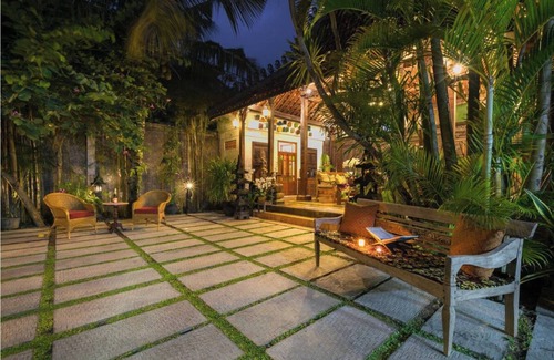 Sanur Kauh Villa | Luxury 1-bedroom villa in Bali with Private Terrace and fully furbished Kitchen