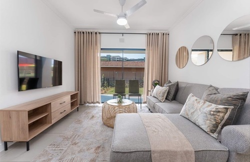 Ballito Apartment | Luxury 1 - Bedroom Garden Apartment