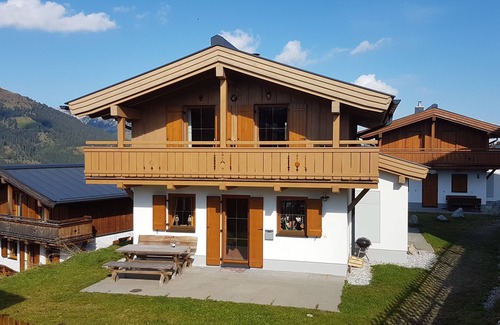 Hochkrimml House | Luxury 10 people hpuse near to a lift and loipe, 1700 m high