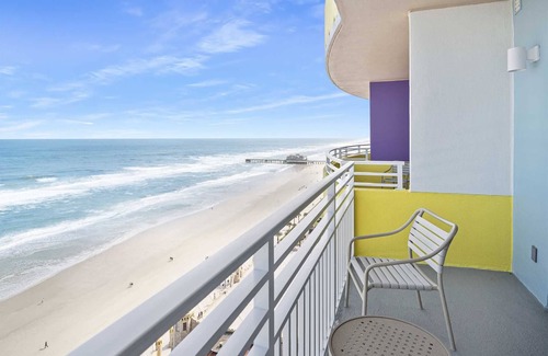 Brush - Stewarts Condo | Luxury 18th Floor 1 BR Condo Direct Oceanfront Wyndham Ocean Walk Resort Daytona Beach | 1808