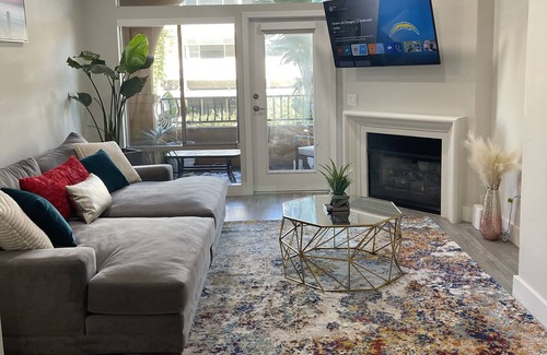 Ladera Heights Condo | Luxury 1Bed The Grove Weho Melrose Beverly Hills