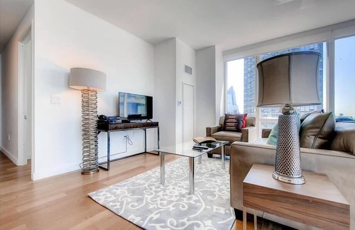Hell's Kitchen Apartment | Luxury 1BR Apt | Full Kitchen | Midtown West by GLS
