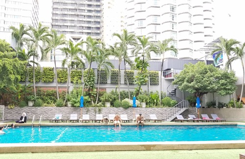 Nana Condo | Luxury 1BR/BTS Nana Plaza Terminal 21 Wifi