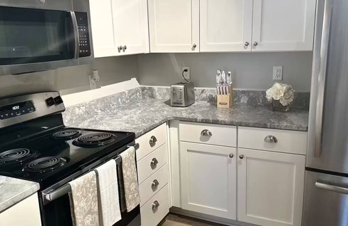 Cumberland Condo | Luxury 1Br Condo - 5 mins Truist Park & The batterynn