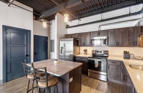 Stuart Apartment | Luxury 1br Condo Downtown with Balcony - 201