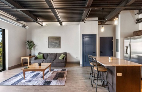 Stuart Apartment | Luxury 1br Condo Downtown with Balcony - 201