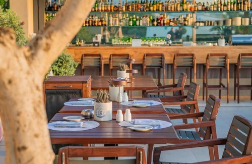 Vouliagmeni Apartment | Luxury 1BR Suite near Mikro Kavouri Beach