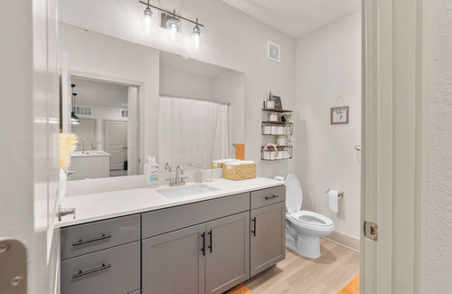 East Ybor Apartment | Luxury 1BR with Pool & Fire Pit