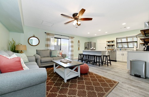 Port Canaveral House | Luxury 2/2, Steps to the beach