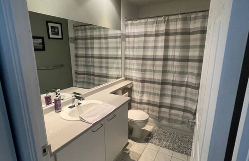 Church and Wellesley Condo | Luxury 2 Bed & 2 Bath Right Next To Subway In The Heart Of DT