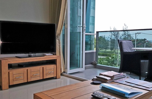 Nong Kae Apartment | Luxury 2 bed apartment - Golf Course, Pool, and partial sea views.