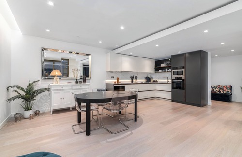 Paddington Apartment | Luxury 2-Bed Next to Hyde Park